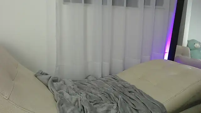 katrin_hancool élő XXX-chatje