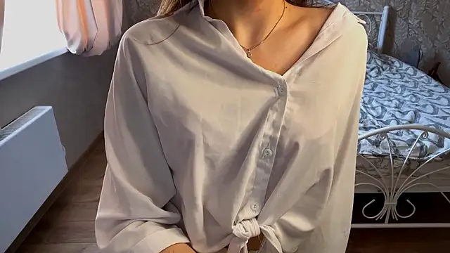 miainheat's Live XXX Chat