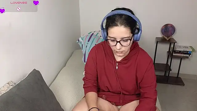 blue__moon_n Live XXX chat