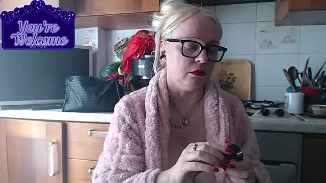 Онлайн чат XXX martachatte