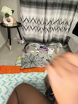 Nicole_bashのライブXXXチャット