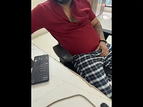 دردشة FlirtyxBoy الجنسية المباشرة