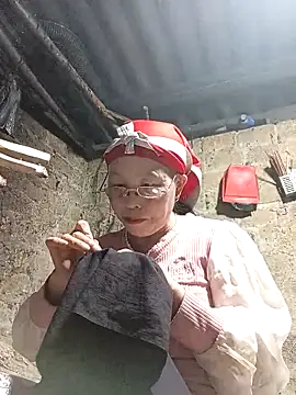 lena-cute: онлайн-секс-чат