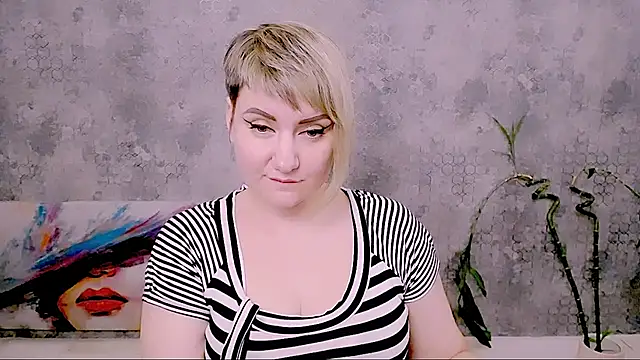 แชท XXX สดของ Djullia