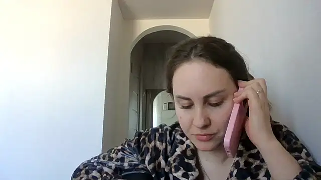 แชท XXX สดของ MeadowEyes