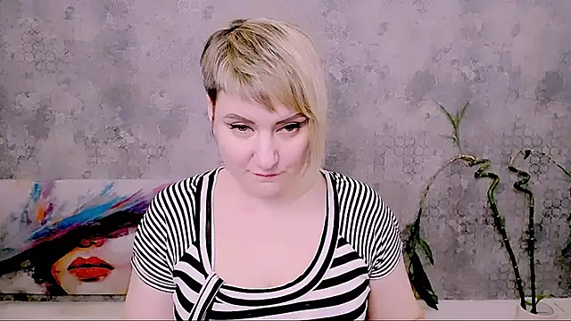 Sembang XXX Secara Langsung Djullia