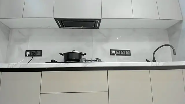 Chat +18 de Mia_Meow_ ao vivo