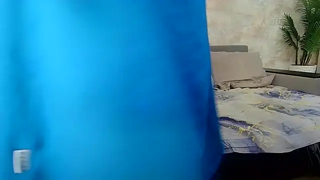 Anika_bloom's Webcam Show