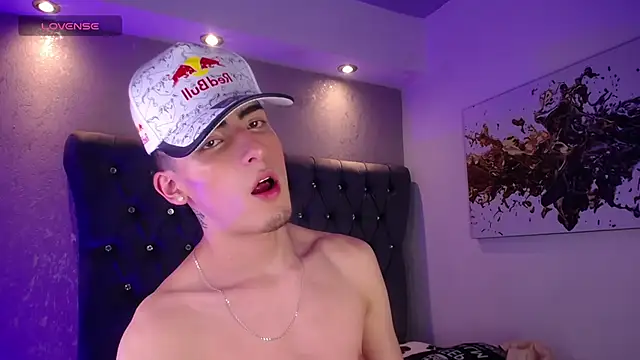 MateoMitchell Chat XXX in diretta