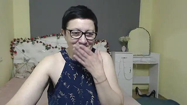 Chat +18 de EmilyL0ve ao vivo