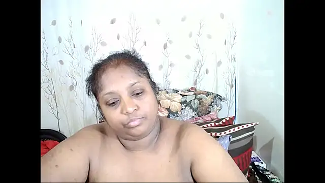 Indiantasha's Live XXX Chat