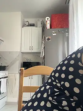 LanaSoftt: απευθείας συνομιλία ΧΧΧ