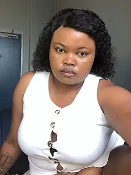 Curveysinaa Live XXX Chat