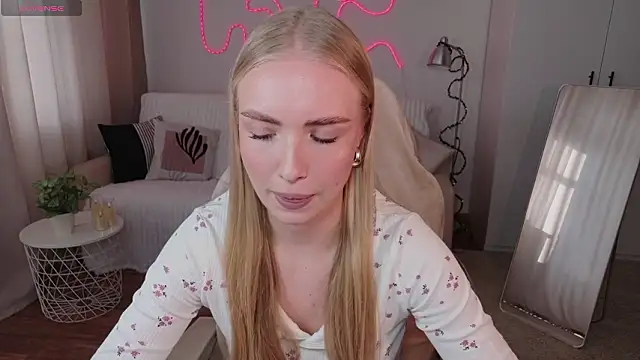 TessaGrays Live XXX-Chat