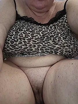 Katya_hottie: απευθείας συνομιλία ΧΧΧ