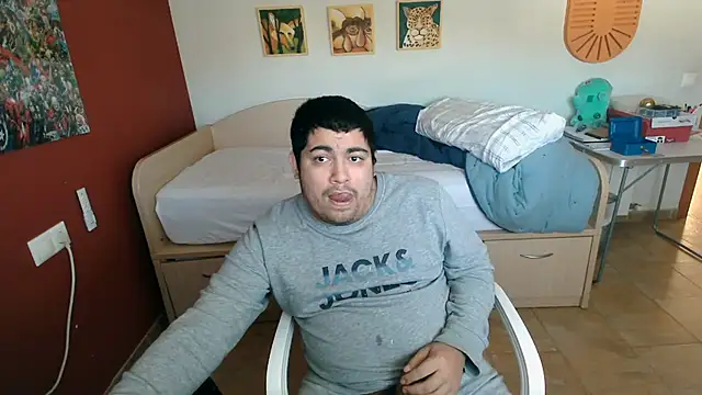 Show modela Martigato3 na web-kameri