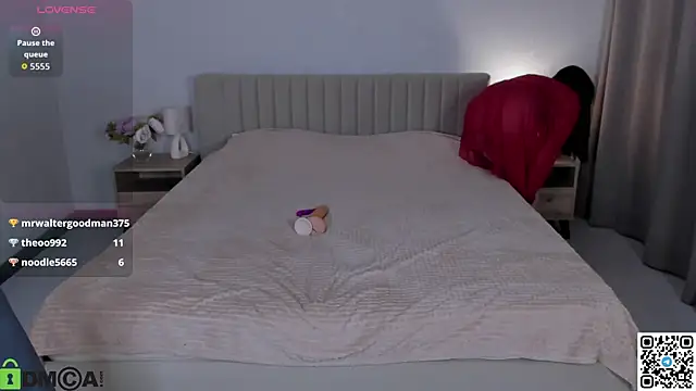 Monika_MartinezzのライブXXXチャット