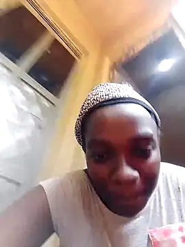 shape30: διαδικτυακό σόου στην κάμερα