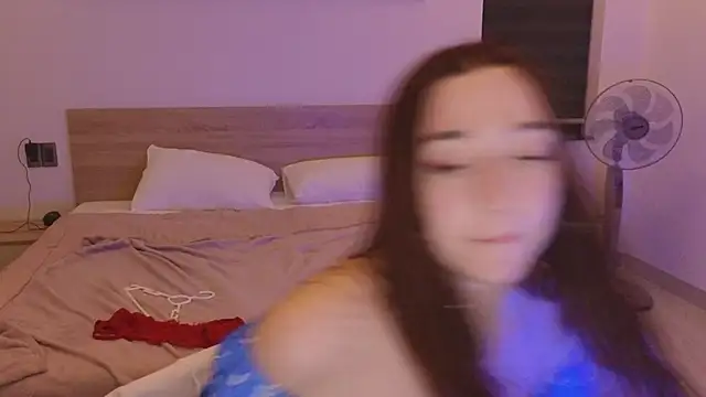 XXX chat uživo modela YasmineWest