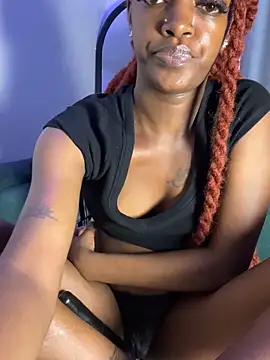 XXX chat uživo modela Sultryxx