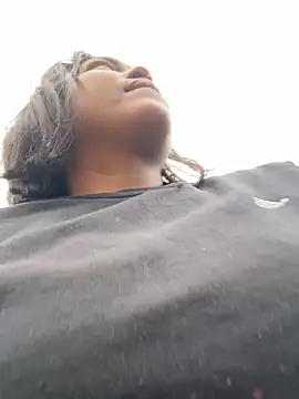 Katie_lipsのウェブカメラショー