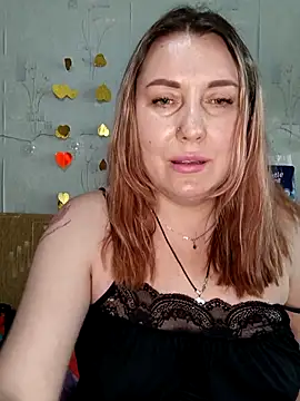 XXX chat uživo modela Katti_Kissa
