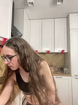 MartiniiSelenna's Live XXX Chat