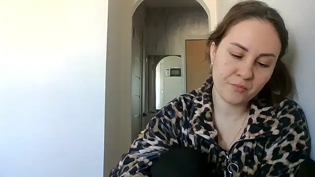 MeadowEyes Chat XXX in diretta