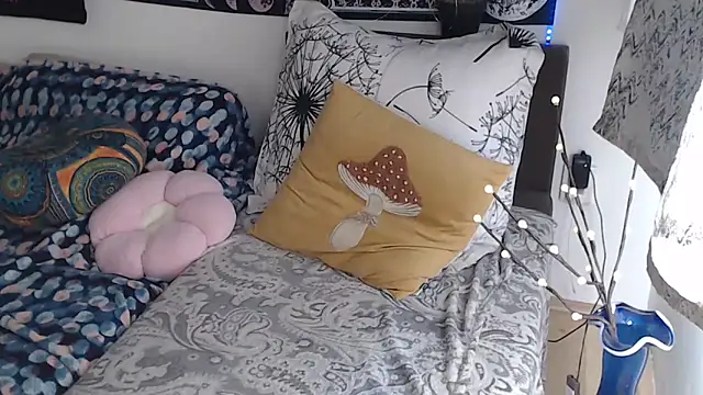 AlienforTwenty – Naživo XXX chat