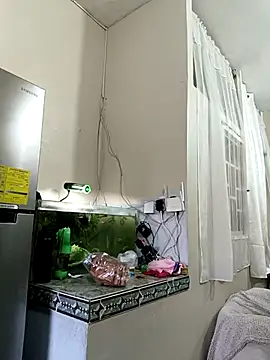 Chatroom XXX en direct de Yameil