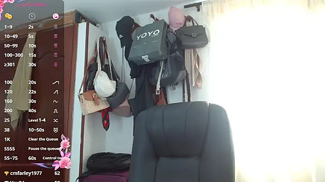 Scarlett_3X 即時 XXX 聊天