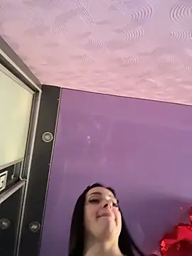 XXX chat uživo modela Soft_Pleasure