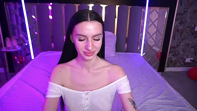 Snow_WhiteeeX Adlı Modelin Canlı XXX Sohbeti