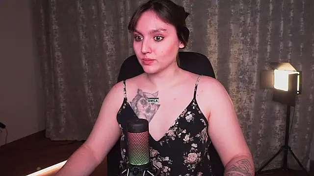 Živý XXX chat Hoot_owl_cb