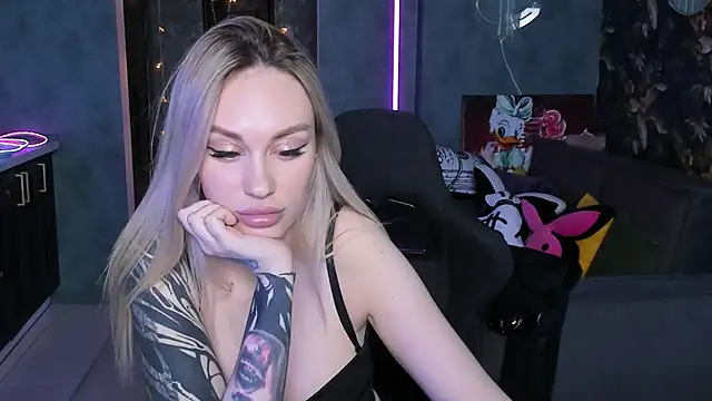 Blckmirrorr Live XXX-chat