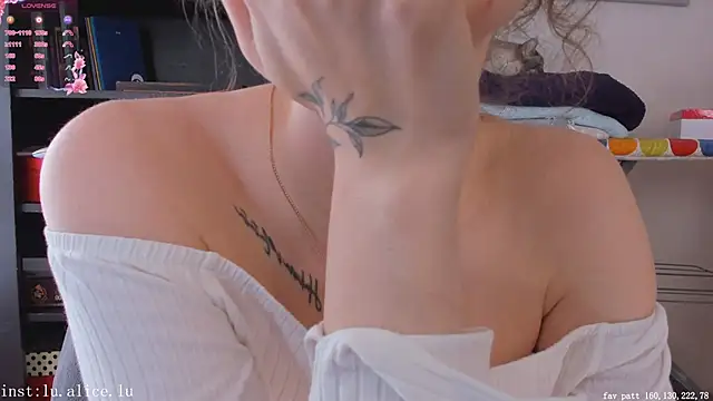 XXX chat uživo modela alicelu_