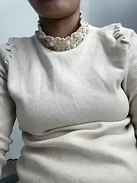 PUNAM456 élő XXX-chatje