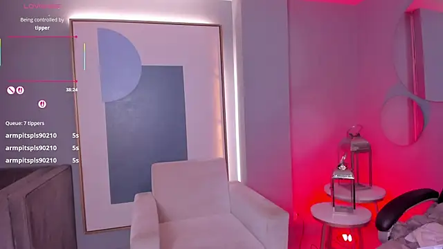 VeronicaBlueのライブXXXチャット