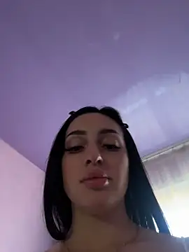 XXX chat uživo modela Soft_Pleasure