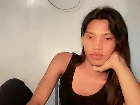 Chat XXX en directo de Yourgoddess_jayve