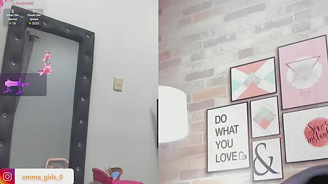 Živý XXX chat emmagirl0