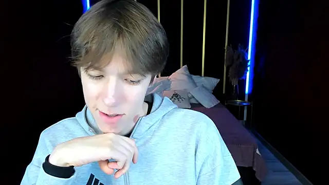 Chat XXX Live MarkBranston