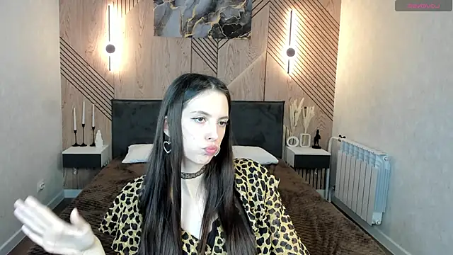 Chat +18 de elise_robbie ao vivo