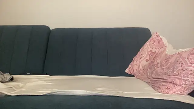 Show modela Sasha__Love na web-kameri