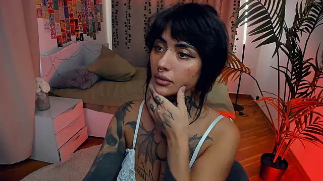  Онлайн чат XXX CharimgSabrina