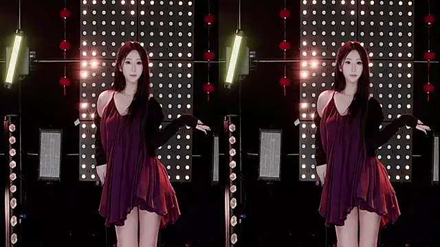 Pertunjukan Kamera Web ZZ00033S