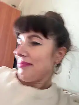 Show modela LadyLuxLover na web-kameri