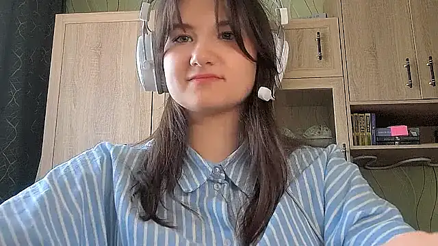 MiryDeni Live XXX-chat