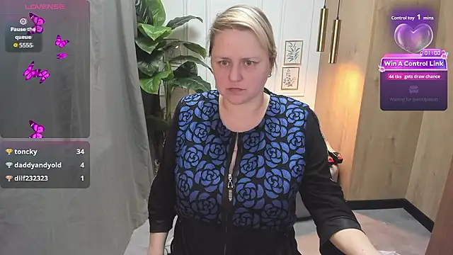 ScarlettSoft 即時 XXX 聊天