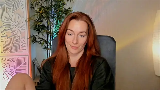 RebeccaMartinez 即時 XXX 聊天